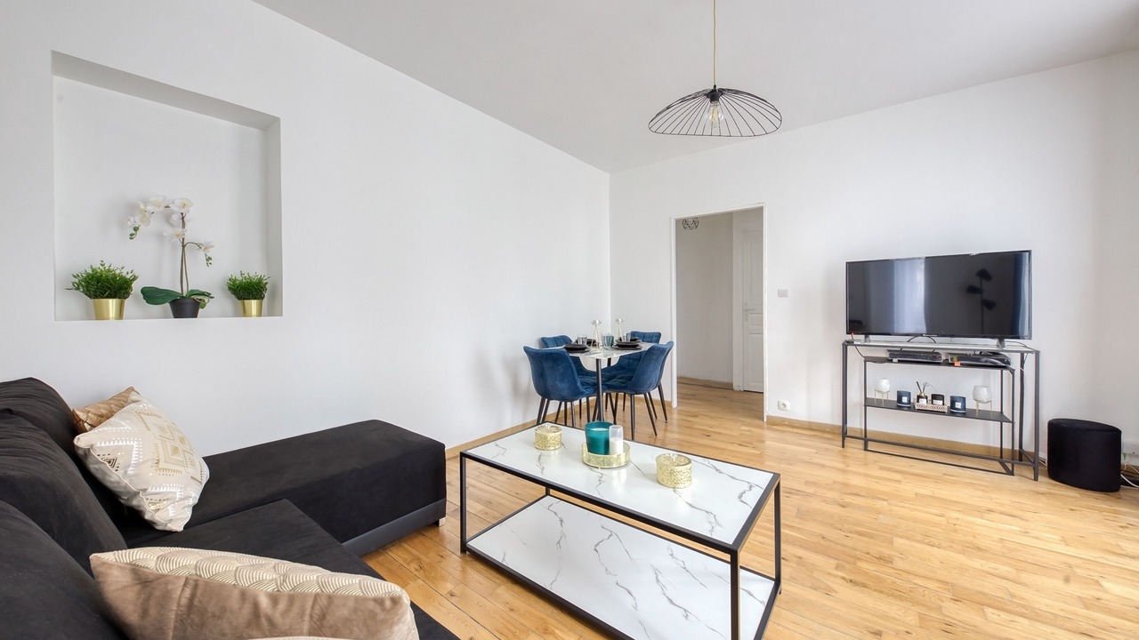Photo of Livingroom in Louis Bertrand-Mirabeau-Semard