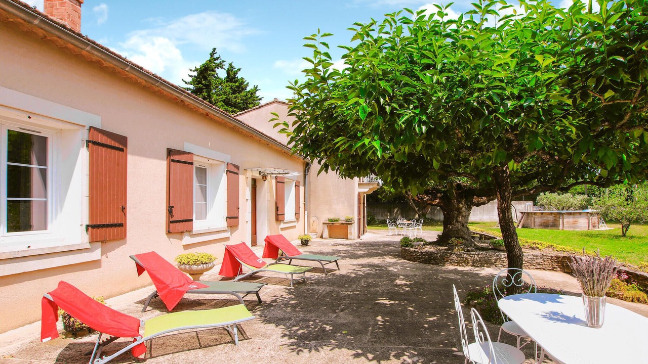 Photo of Outdoor in Grillon