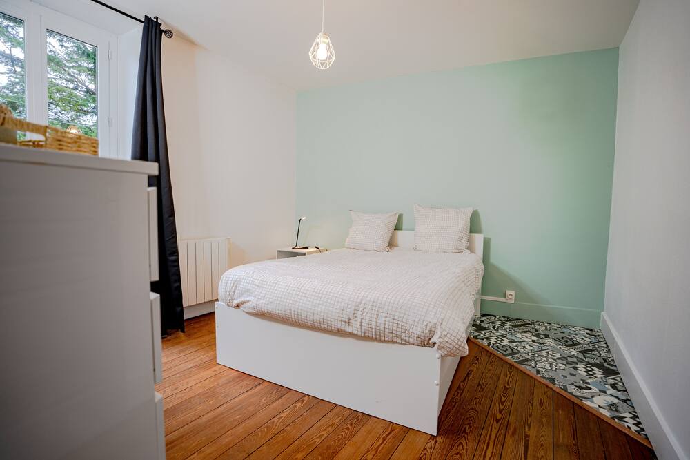 Photo of Bedroom in Nevers