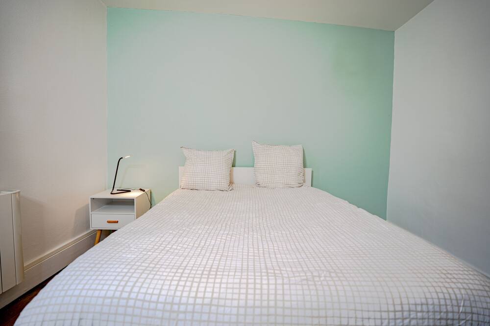 Photo of Bedroom in Nevers