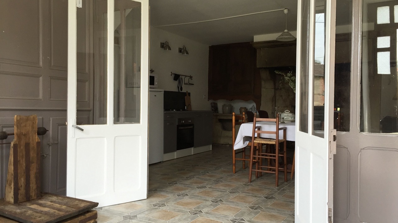 Photo of Outdoor in Melay