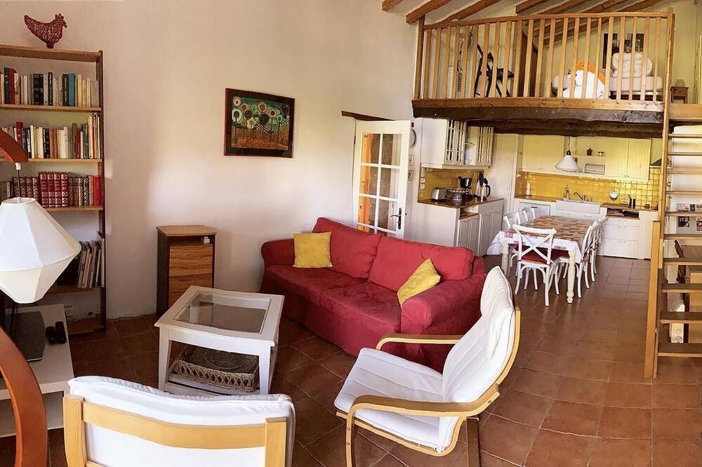 Photo of Livingroom in La Begude-de-Mazenc