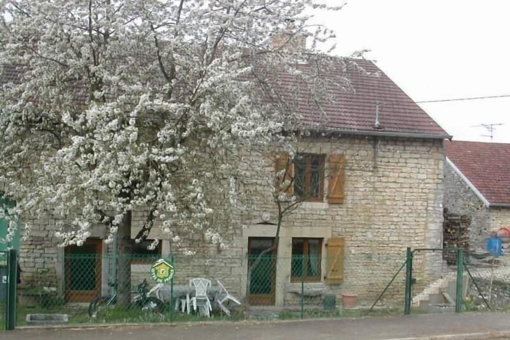Photo of Outdoor in Brotte-les-Ray
