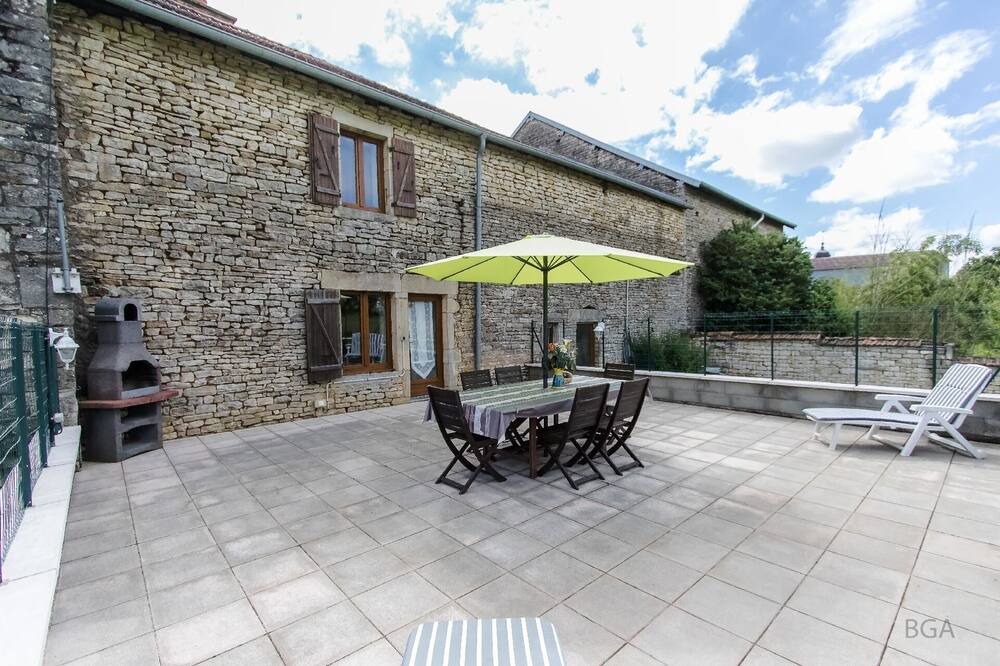 Photo of Outdoor in Brotte-les-Ray
