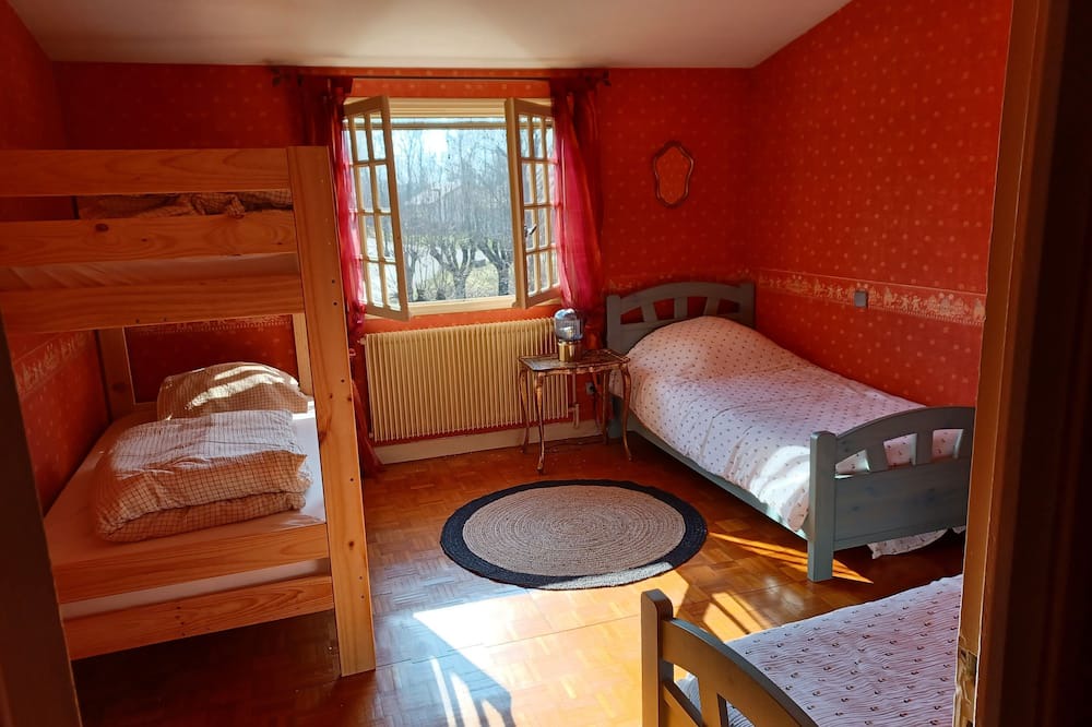 Photo of Bedroom in Verdun-sur-le-Doubs