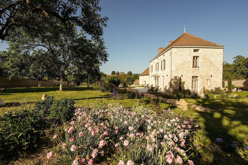 Photo of Outdoor in Chapaize
