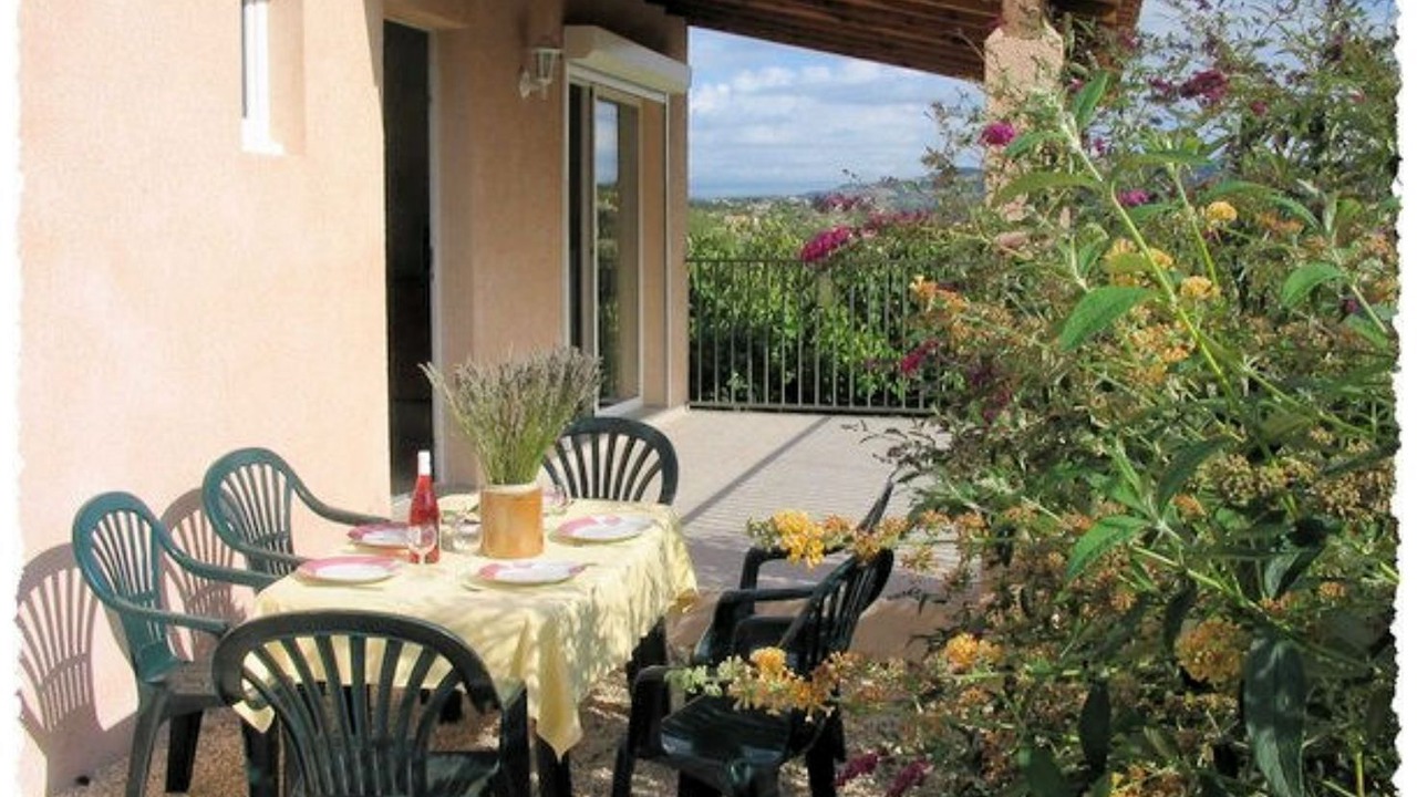 Photo of Outdoor in Villeneuve-de-Berg