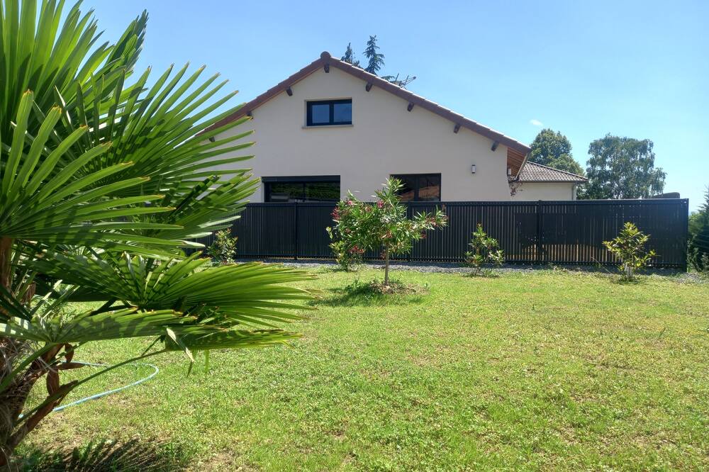 Photo of Outdoor in Saint-Maurice