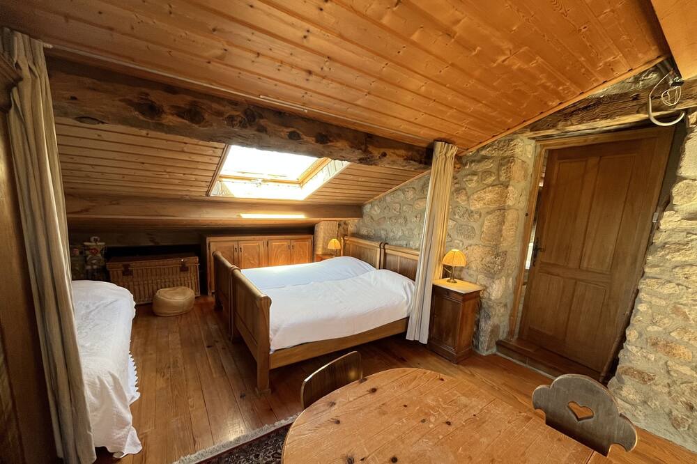 Photo of Bedroom in Ruisset