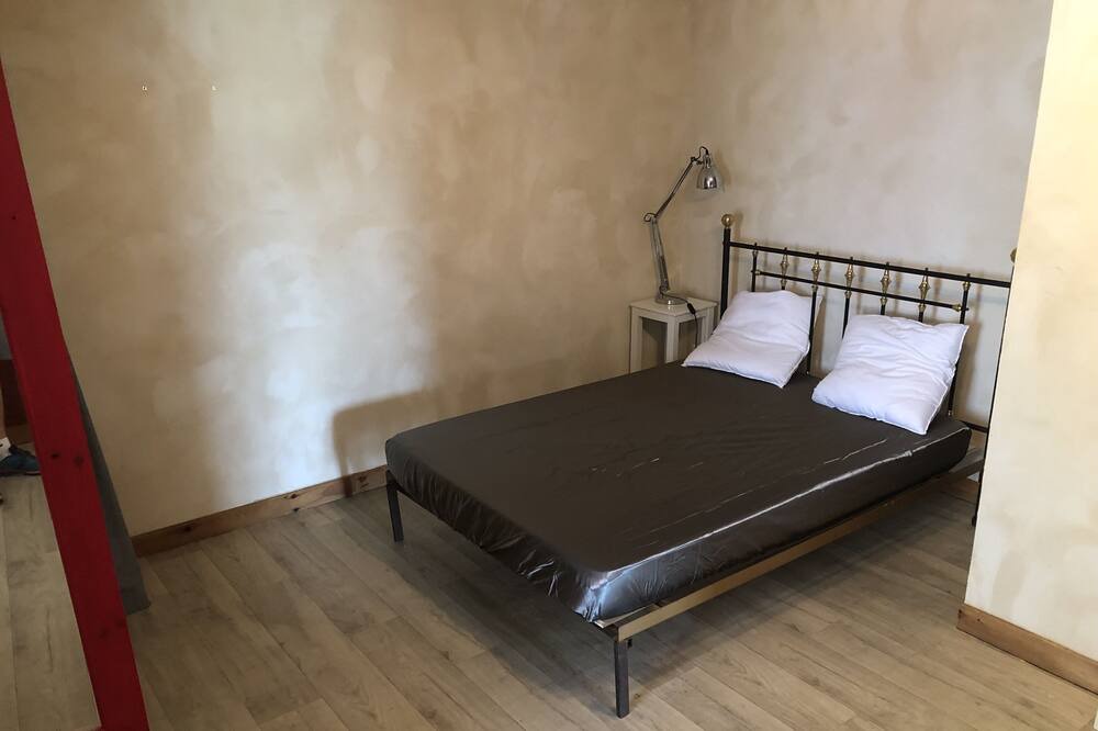 Photo of Bedroom in Saint-Vit