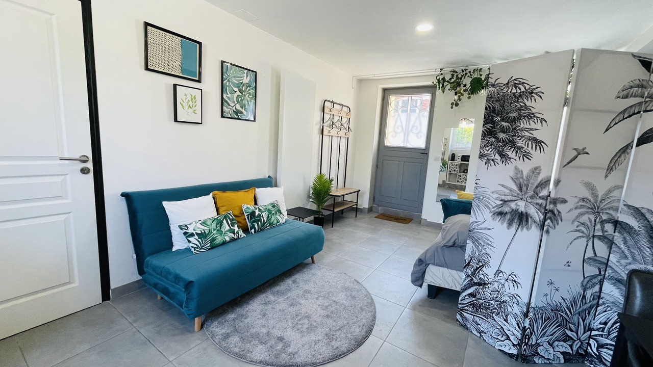 Photo of Livingroom in Massy