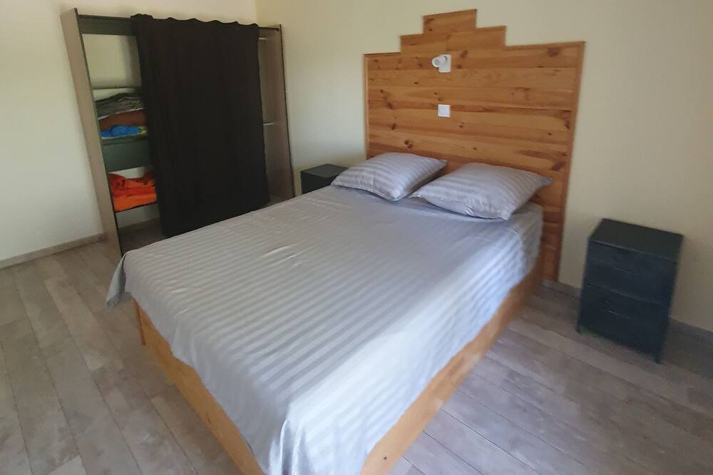 Photo of Bedroom in Orgelet