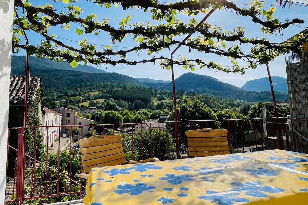 Photo of Outdoor in La Motte-Chalancon