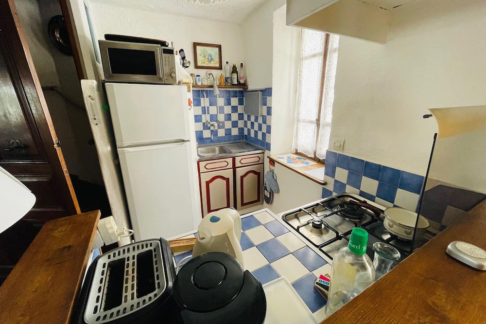 Photo of Kitchen in La Motte-Chalancon