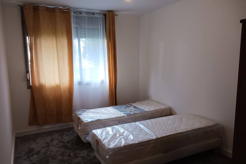 Photo of Bedroom in Fontenay-aux-Roses