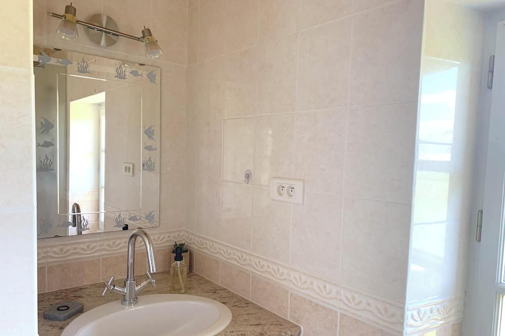 Photo of Bathroom in Nauviale
