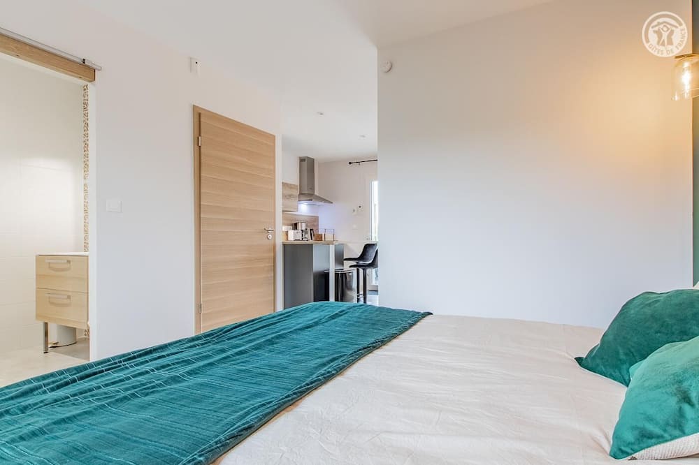 Photo of Bedroom in Cuisery