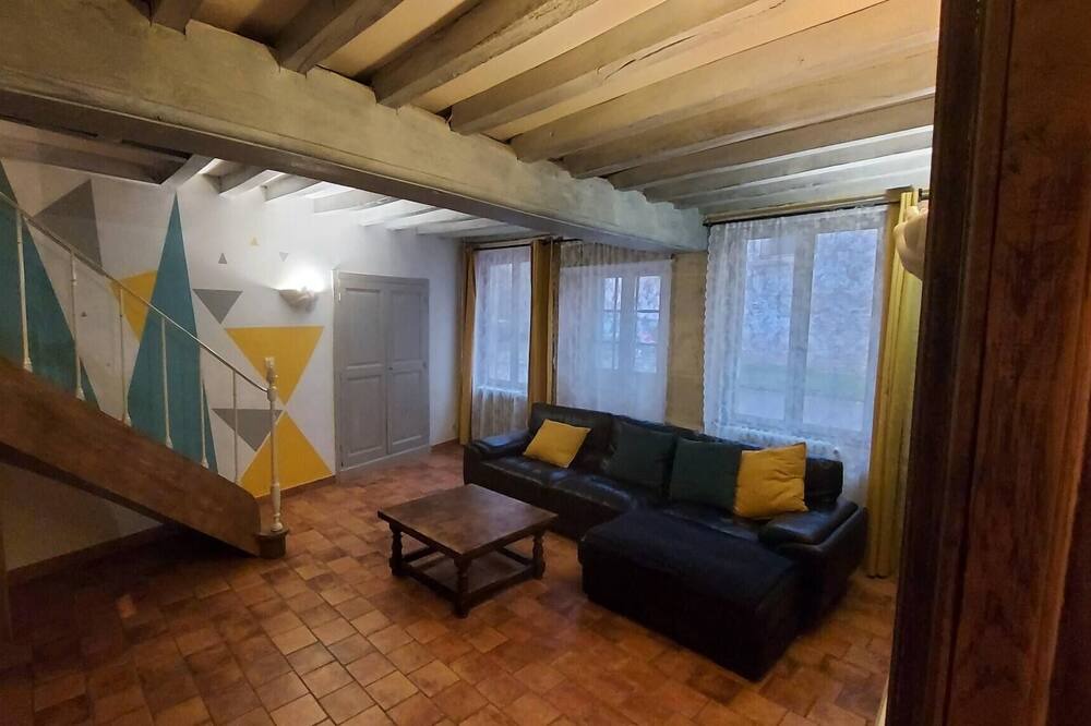 Photo of Livingroom in Montillot