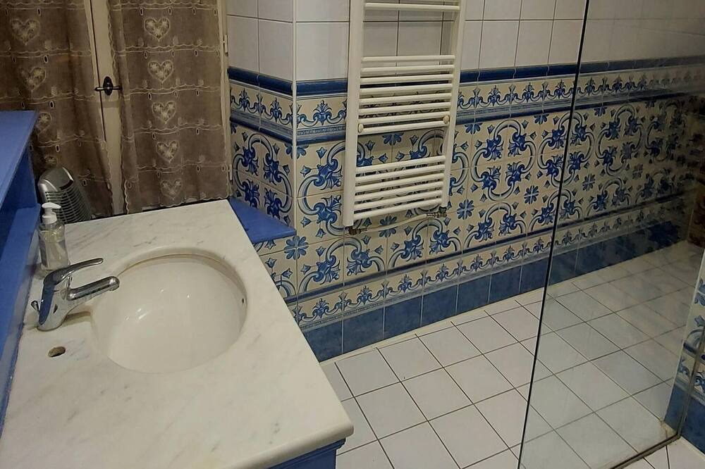 Photo of Bathroom in Montillot