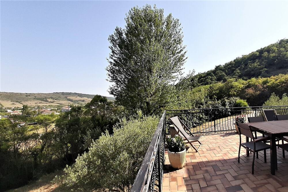 Photo of Outdoor in Villeneuve-de-Berg
