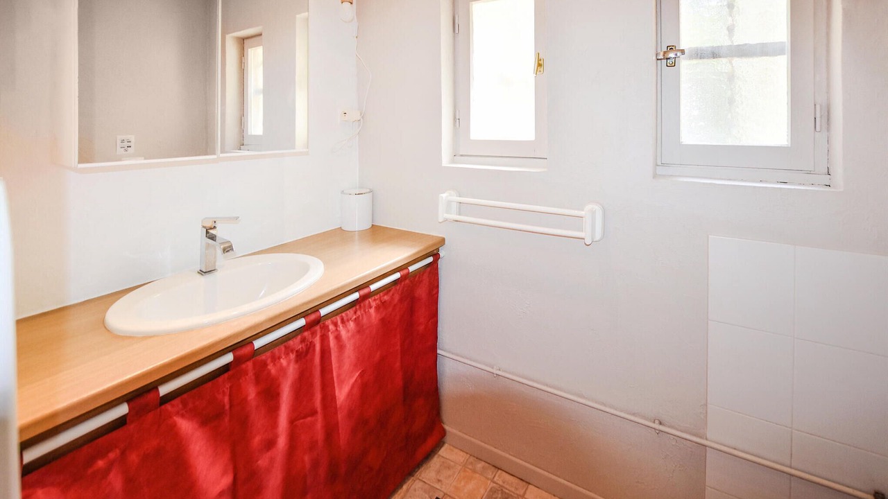 Photo of Bathroom in Saint-Paul-Trois-Chateaux