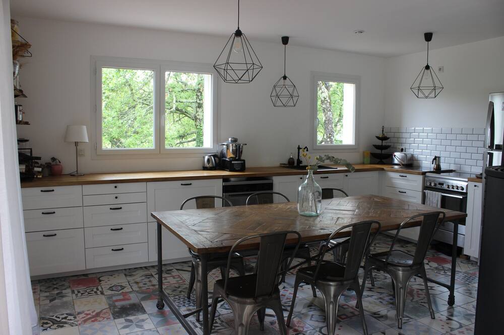 Photo of Kitchen in Lavilledieu