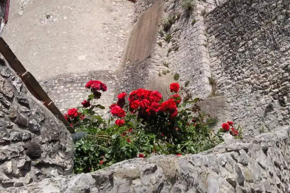 Photo of Outdoor in Viviers