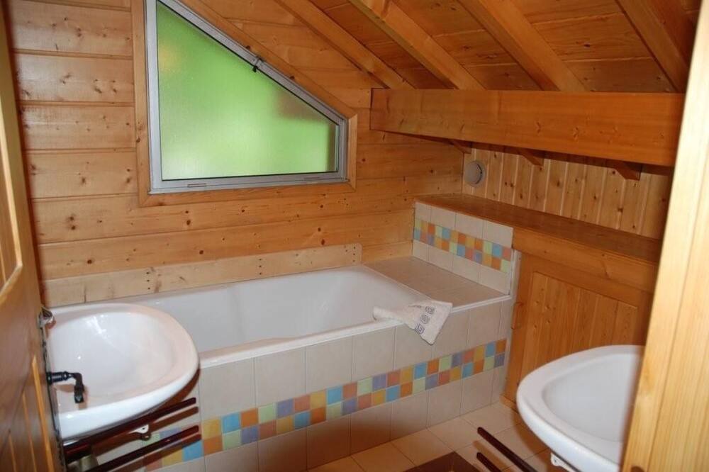 Photo of Bathroom in Marigny