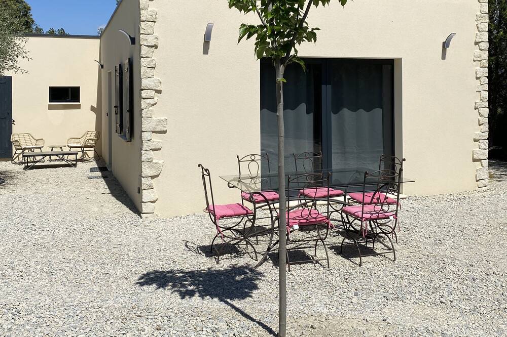 Photo of Patio Balcony in Carpentras