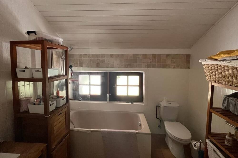 Photo of Bathroom in Fillinges