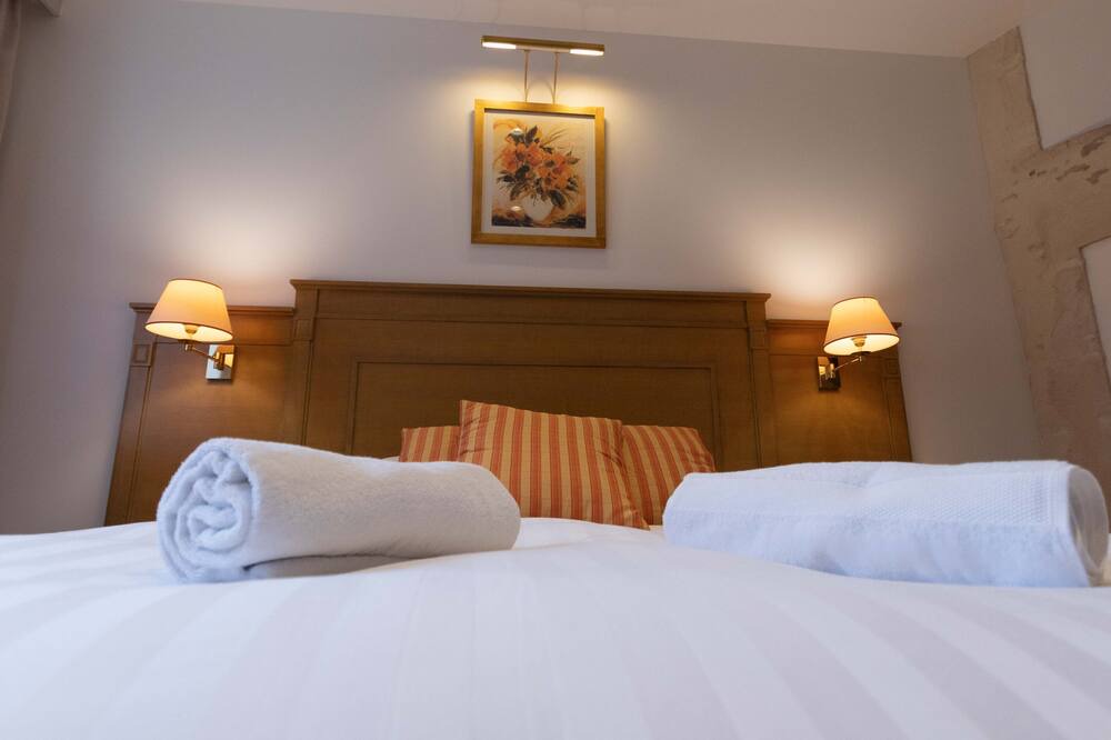 Photo of Bedroom in Tournus