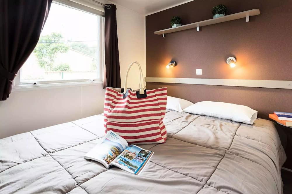 Photo of Bedroom in Saint-Thome