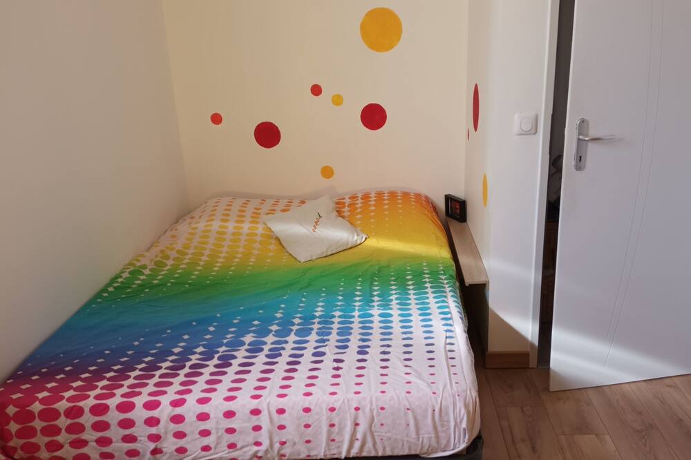 Photo of Bedroom in Aouste-sur-Sye