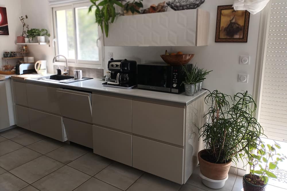 Photo of Kitchen in Aouste-sur-Sye