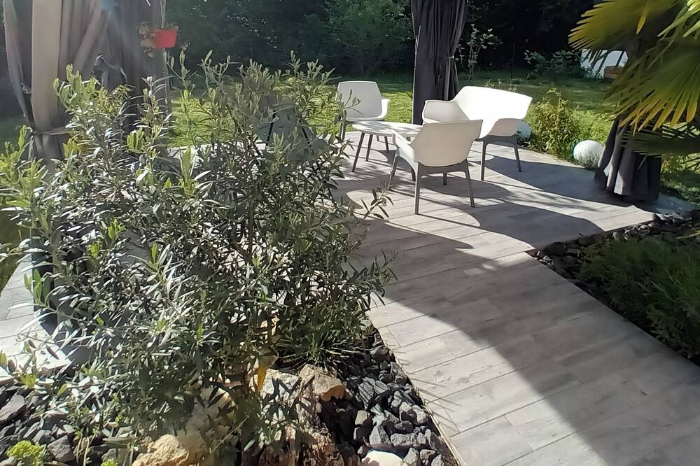 Photo of Outdoor in Aouste-sur-Sye