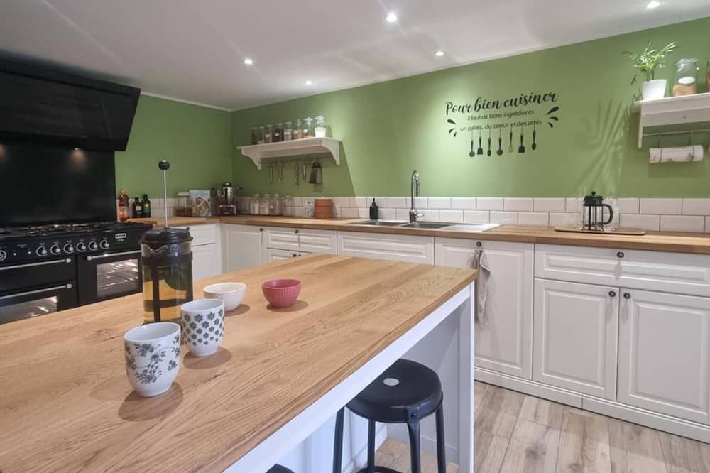Photo of Kitchen in Pelussin