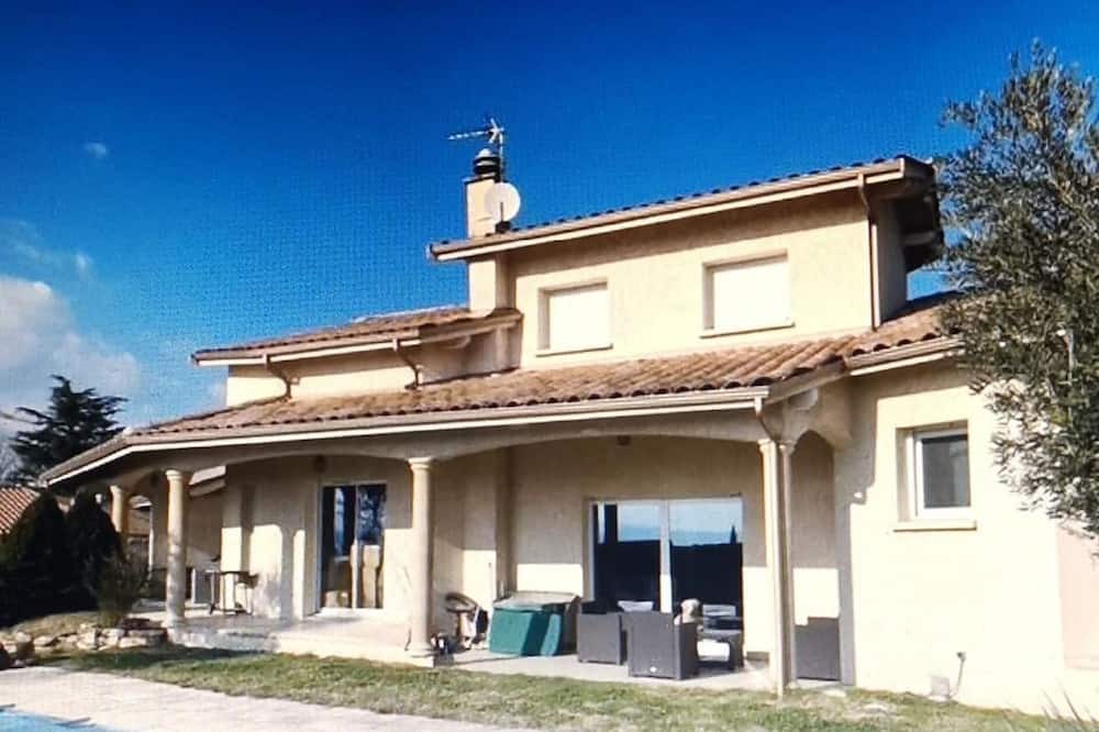 Photo of Outdoor in Le Peage-de-Roussillon