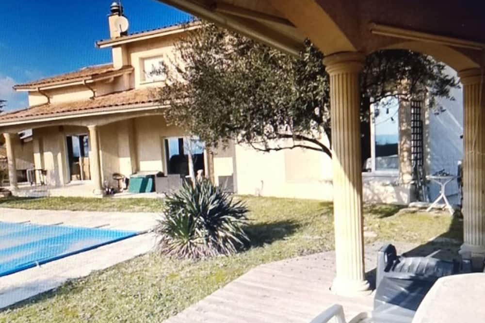 Photo of Outdoor in Le Peage-de-Roussillon