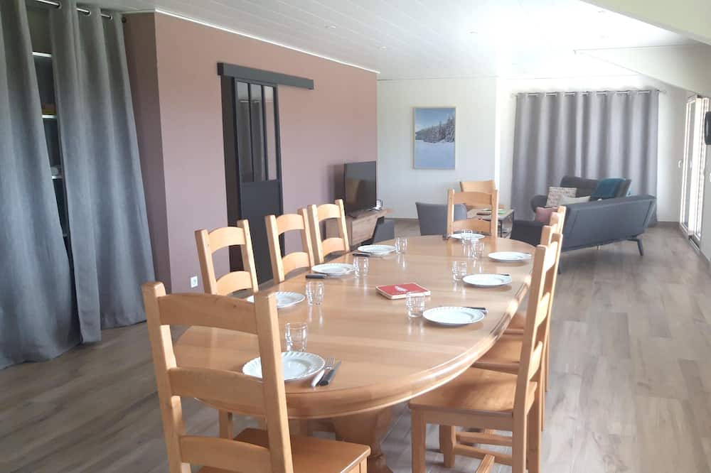 Photo of Livingroom in Cerniebaud
