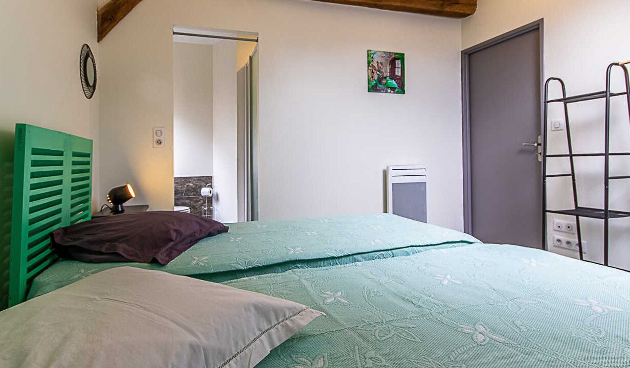 Photo of Bedroom in Louhans