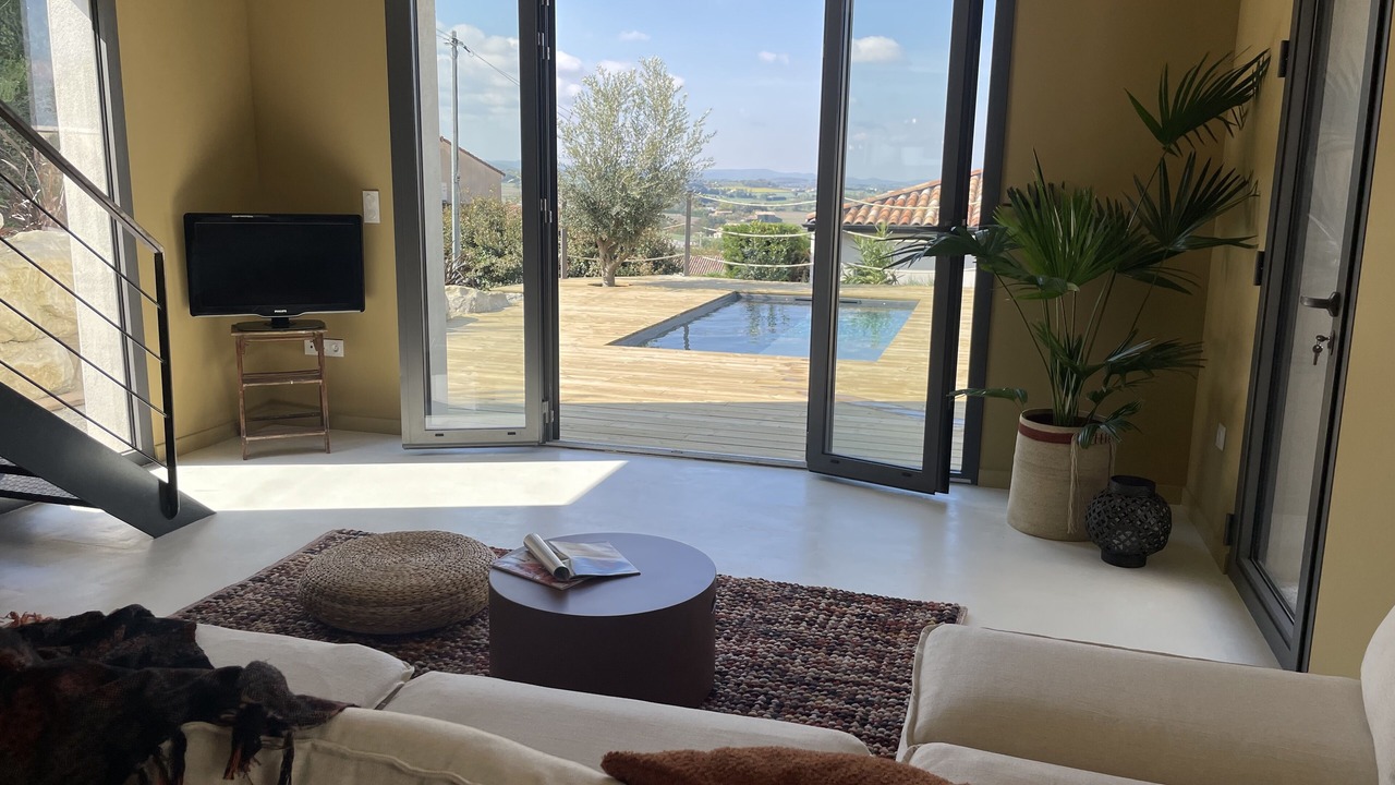 Photo of Livingroom in Puy-Saint-Martin