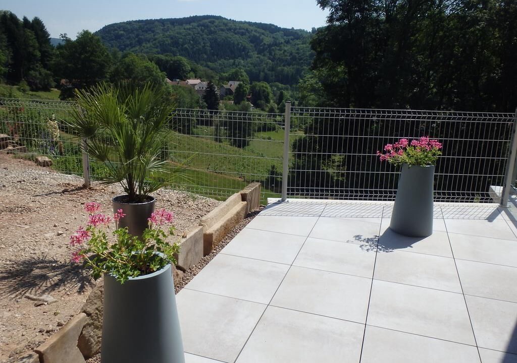 Photo of Patio Balcony in Saint-Bresson