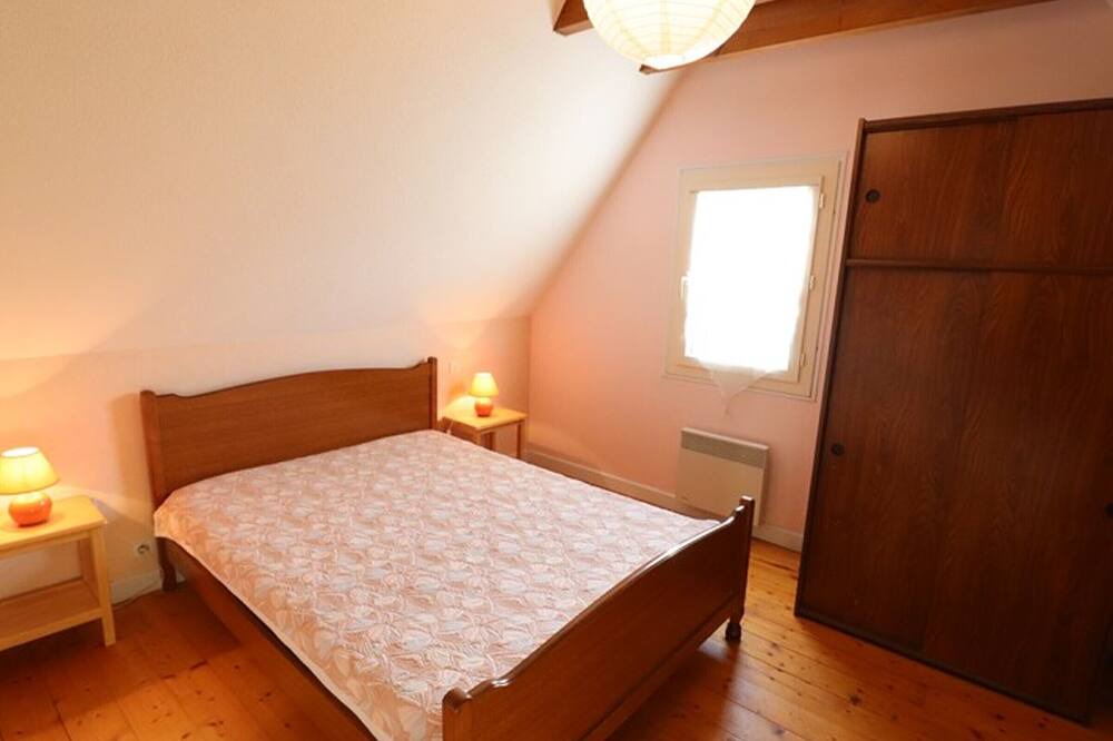 Photo of Bedroom in Valuejols