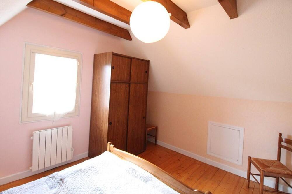 Photo of Bedroom in Valuejols