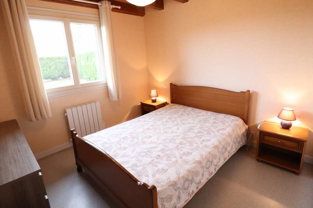 Photo of Bedroom in Valuejols
