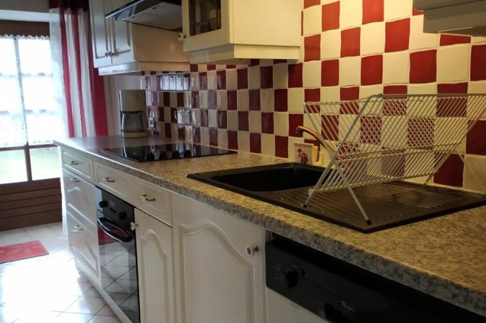 Photo of Kitchen in Saint-Poncy