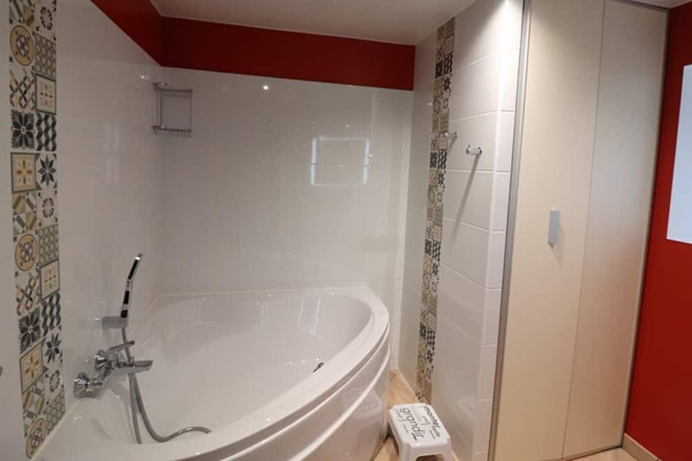 Photo of Bathroom in Saint-Poncy