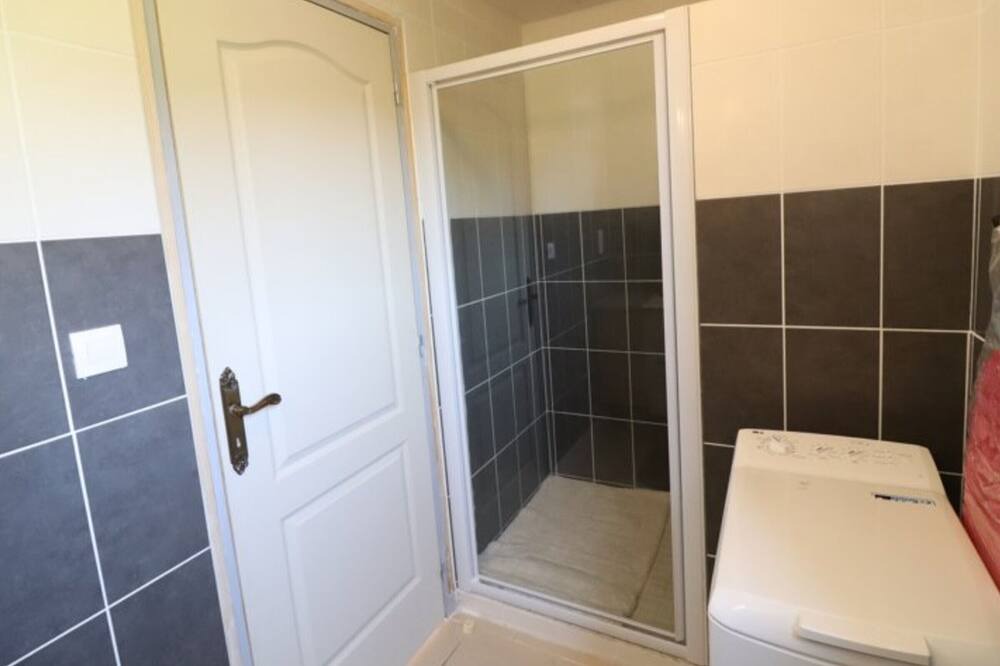 Photo of Bathroom in Champagnac