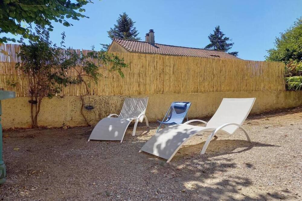 Photo of Patio Balcony in Montboucher-sur-Jabron