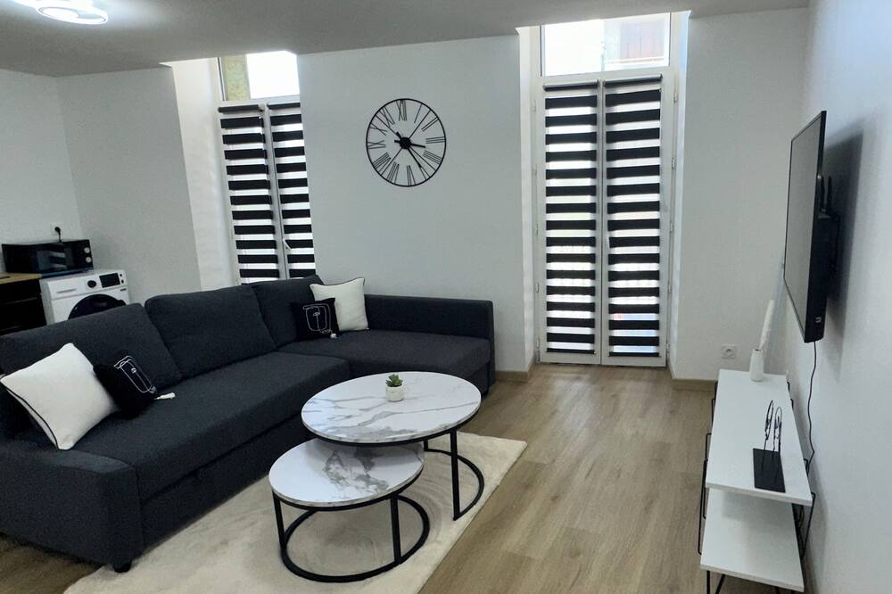 Photo of Livingroom in Faubourg Saint-Jacques